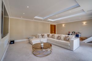 Lounge- click for photo gallery